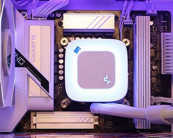 White Theme PC photo 2